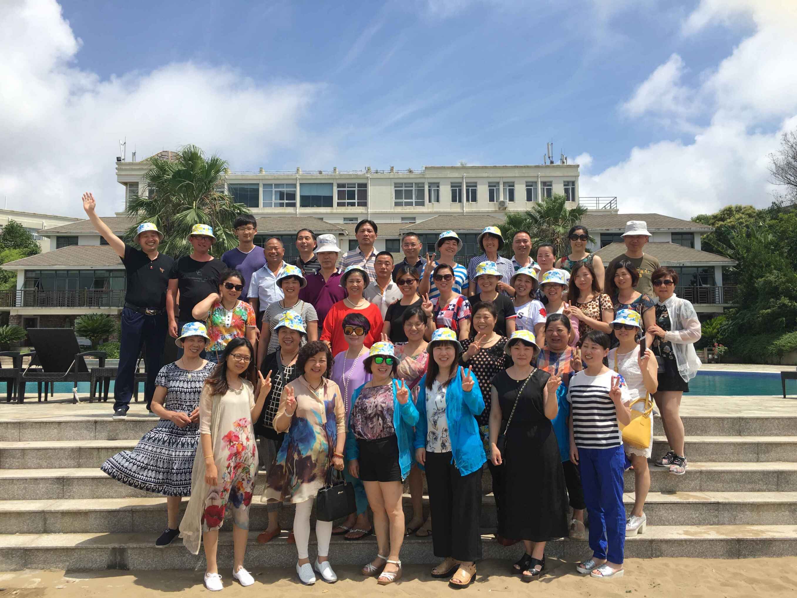 首页 - BB电子官方网站市场2016年商户游览圆满画上句号